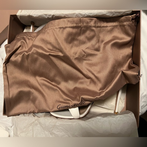 SOLD - Picture 10 of 11